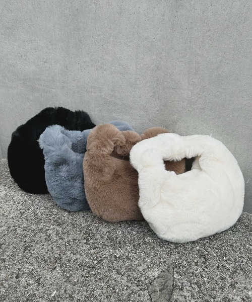 rectangle（レクタングル）の「ふわもこファーハンドバッグ（ハンドバッグ・レディース・モカ/ホワイト/ブラック/グレー・FREE）」の5枚目の写真