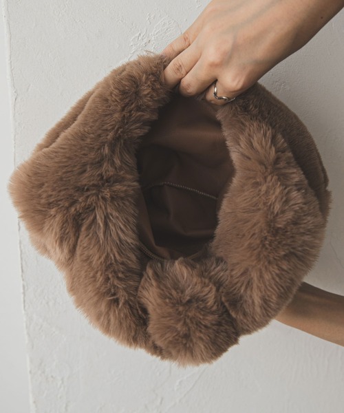 rectangle（レクタングル）の「ふわもこファーハンドバッグ（ハンドバッグ・レディース・モカ/ホワイト/ブラック/グレー・FREE）」の13枚目の写真