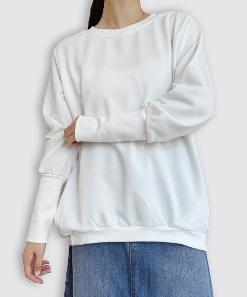 Doux Belle（ドゥーベル）の「ラウンドネックトップス（Tシャツ/カットソー・レディース・グレー/チャコールグレー/カーキ/ブラック/ライトベージュ/ライトグレー/ブラウン/ホワイト/ベージュ/ネイビー・MEDIUM）」の2枚目の写真