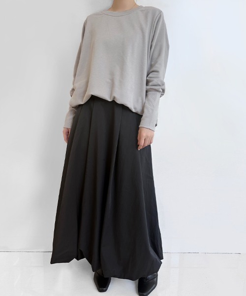 Doux Belle（ドゥーベル）の「ラウンドネックトップス（Tシャツ/カットソー・レディース・グレー/チャコールグレー/カーキ/ブラック/ライトベージュ/ライトグレー/ブラウン/ホワイト/ベージュ/ネイビー・MEDIUM）」の21枚目の写真