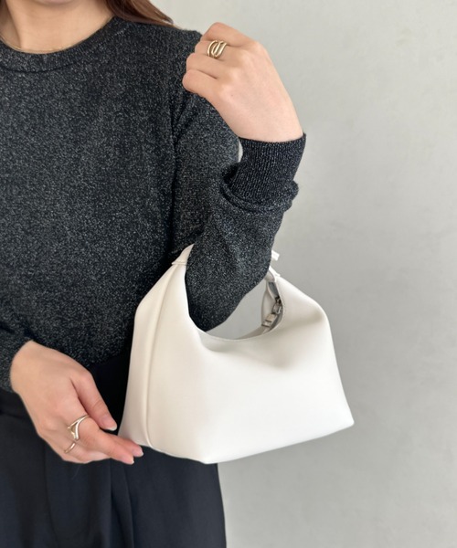 MYMOOD.(マイムード)の「【長さ調整可】PUハンドバッグ(ハンドバッグ・レディース・グレイッシュベージュ/ブラック/ホワイト・FREE)」の20枚目の写真