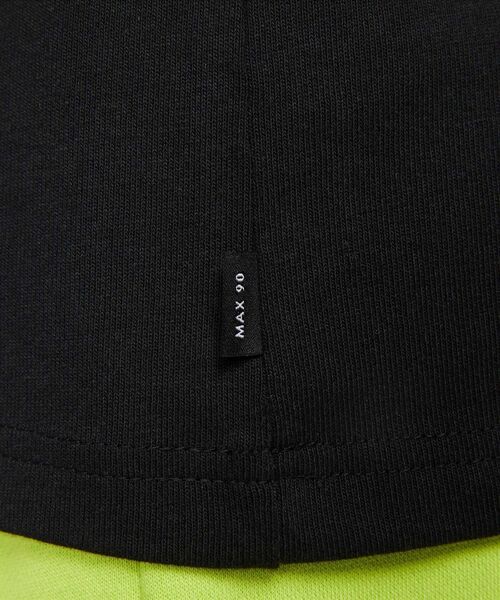 NIKE（ナイキ）の「ナイキ スポーツウェア プレミアム エッセンシャル メンズ Tシャツ / Nike Sportswear Premium Essentials Men's T-Shirt DO7393-010 Black（Tシャツ/カットソー・メンズ・ブラック・3XL/S/M/L/2XL/XL/XS）」の5枚目の写真