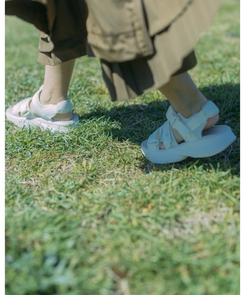 FILA(フィラ)の「FILA FLOAT SD(サンダル・レディース・オフホワイト・23.0cm/24.0cm/25.0cm/26.0cm/27.0cm/28.0cm)」の9枚目の写真