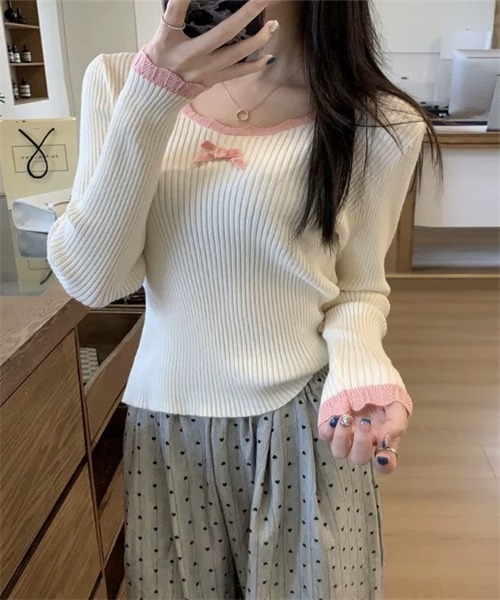 FREE STYLISTS（フリー スタイリスト）の「リボン付きリブニットトップス（ニット/セーター・レディース・ブラック/ブラウン/ライトベージュ・FREE）」の19枚目の写真