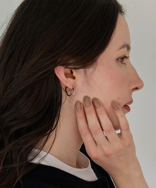 金属アレルギー対応】ストレートワンタッチフープピアス/サージカル