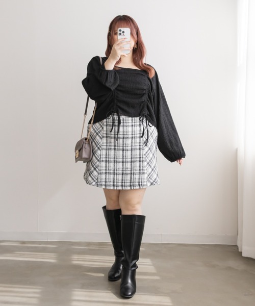 CLETTE(クレット)の「スクエアネックシャーリングプルオーバー(Tシャツ/カットソー・レディース・ブラック/アイボリー・4L/3L/LL)」の20枚目の写真