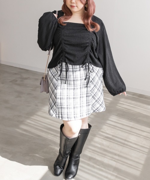 CLETTE(クレット)の「スクエアネックシャーリングプルオーバー(Tシャツ/カットソー・レディース・ブラック/アイボリー・4L/3L/LL)」の6枚目の写真