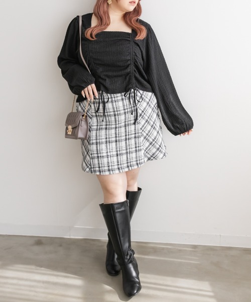 CLETTE(クレット)の「スクエアネックシャーリングプルオーバー(Tシャツ/カットソー・レディース・ブラック/アイボリー・4L/3L/LL)」の7枚目の写真