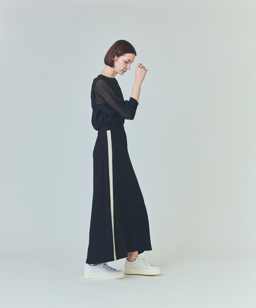 GRACE CLASS（グレースクラス）の「ラメシアーニットトップ（ニット/セーター・レディース・ブラック/ホワイト/グレー・36）」の8枚目の写真