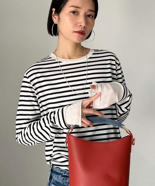 Doux archives（ドゥアルシーヴ）の「レイヤードボーダーロンT（Tシャツ/カットソー・レディース・ブラック/オフホワイト・38）」の2枚目の写真