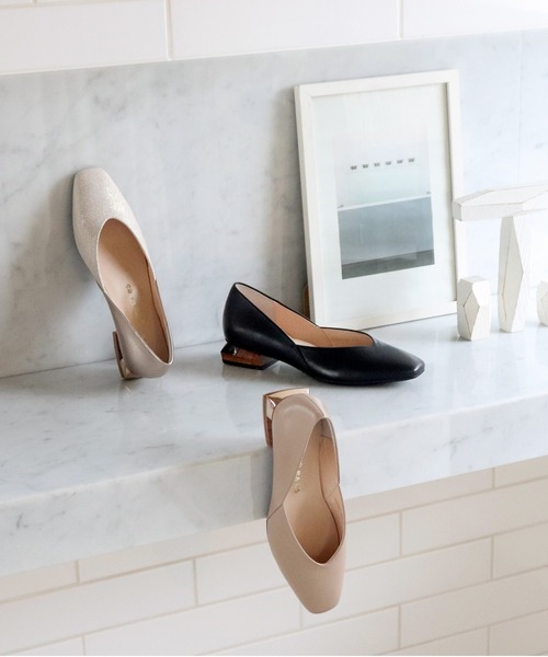 cava cava（サヴァサヴァ）の「メタルヒールパンプス　1320655（パンプス・レディース・プラチナム/ブラック/グレイッシュベージュ・22.5cm/23cm/23.5cm/24cm/24.5cm）」の12枚目の写真