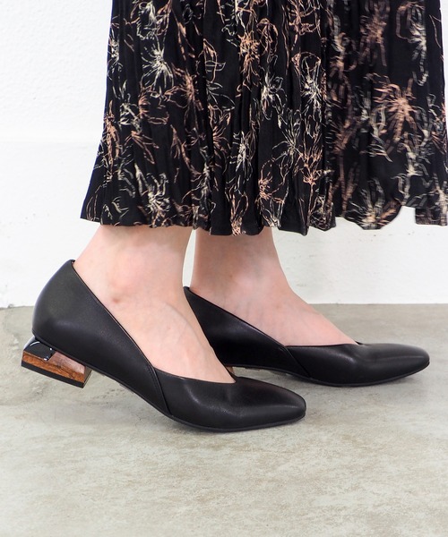 cava cava（サヴァサヴァ）の「メタルヒールパンプス　1320655（パンプス・レディース・プラチナム/ブラック/グレイッシュベージュ・22.5cm/23cm/23.5cm/24cm/24.5cm）」の9枚目の写真