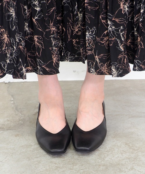 cava cava（サヴァサヴァ）の「メタルヒールパンプス　1320655（パンプス・レディース・プラチナム/ブラック/グレイッシュベージュ・22.5cm/23cm/23.5cm/24cm/24.5cm）」の10枚目の写真