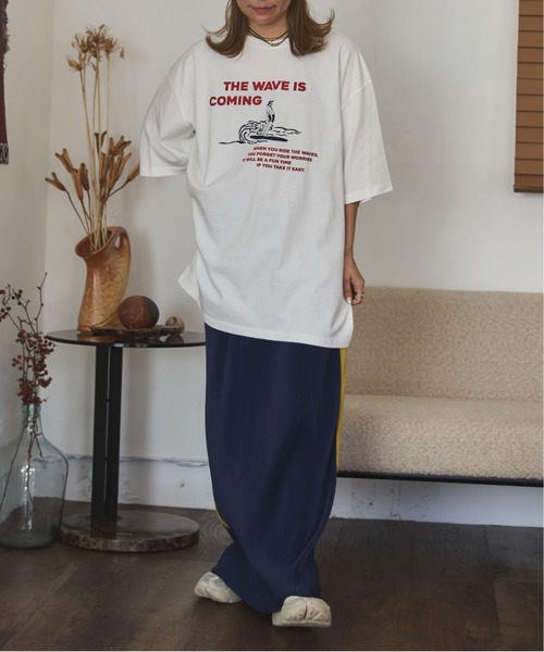 feepur by saya(フェピュールバイサヤ)の「SURFルーズTee(Tシャツ/カットソー・レディース・ライトグレー/ライトグレー系/ホワイト/ホワイト系・MEDIUM)」の12枚目の写真