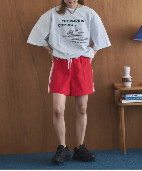 feepur by saya(フェピュールバイサヤ)の「SURFルーズTee(Tシャツ/カットソー・レディース・ライトグレー/ライトグレー系/ホワイト/ホワイト系・MEDIUM)」の20枚目の写真