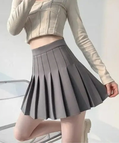 AMAJI(アマジ)の「プリーツミニスカート(スカート・レディース・ホワイト/ブラック/グレー・SMALL/MEDIUM/LARGE/X-LARGE/XX-LARGE/XXX-LARGE)」の3枚目の写真