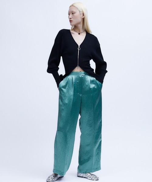 THINGS THAT MATTER（シングス ザット マター）の「ACETATE SATIN DOUBLE TUCK WIDE PANTS  / アセテートサテンダブルタックワイドパンツ（その他パンツ・レディース・グリーン/ピンク/イエロー/ブラック/パープル/ダークグリーン/ブラウン・1/2）」の21枚目の写真