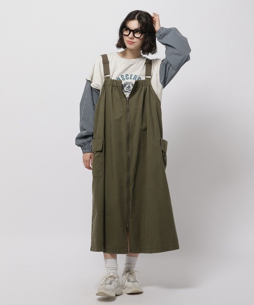 niko and...（ニコアンド）の「ギャザーZIPジャンパースカート（ジャンパースカート・レディース・カーキ/チャコール/グレー・MEDIUM/LARGE）」の18枚目の写真