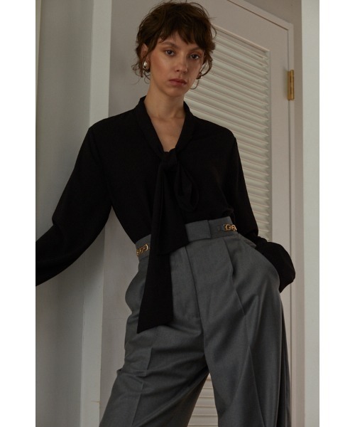Estella.K（エステラケー）の「Helga Bow Tied Blouse オフボディボウタイブラウス（シャツ/ブラウス・レディース・ホワイト/ブラック・FREE）」の14枚目の写真