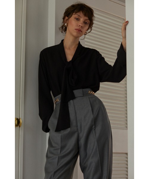 Estella.K（エステラケー）の「Helga Bow Tied Blouse オフボディボウタイブラウス（シャツ/ブラウス・レディース・ホワイト/ブラック・FREE）」の13枚目の写真