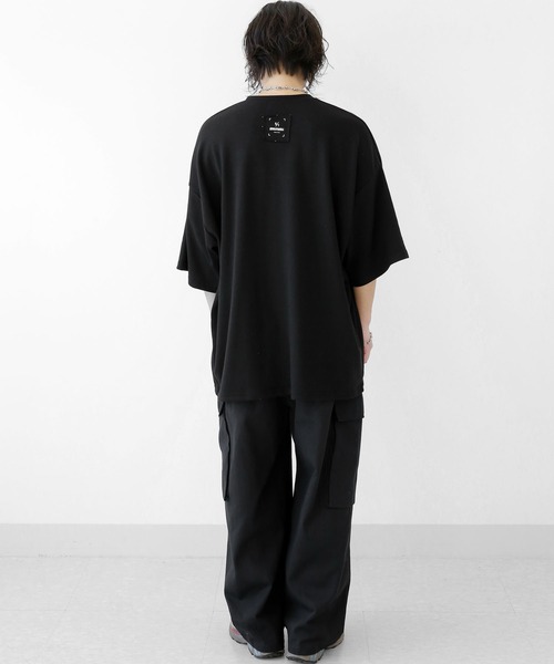 minsobi（ミンソビ）の「ペイントラインデザインTシャツ ユニセックス ビッグシルエットTシャツ（Tシャツ/カットソー・メンズ・ホワイト/ブラック・FREE）」の12枚目の写真