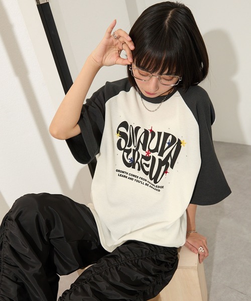 Snap club(スナップクラブ)の「【Snap club】グラフィックラインストーンワッフル半袖Tシャツ(Tシャツ/カットソー・レディース・ワイン/オフホワイト/ダークネイビー/スミクロ/ブラック系・M/L)」の16枚目の写真
