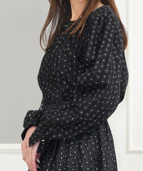 Prima Scherrer(プリマシェレル)の「刺繍フラワーレース ブラウス Prima Scherrer plus(シャツ/ブラウス・レディース・ホワイト・フリー)」の4枚目の写真