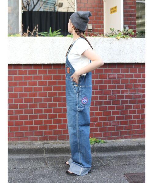 Lee（リー）の「Lee別注 ワッペンデザインデニムサロペット（つなぎ/オールインワン・レディース・アイボリー/ブルー・SMALL/MEDIUM）」の6枚目の写真