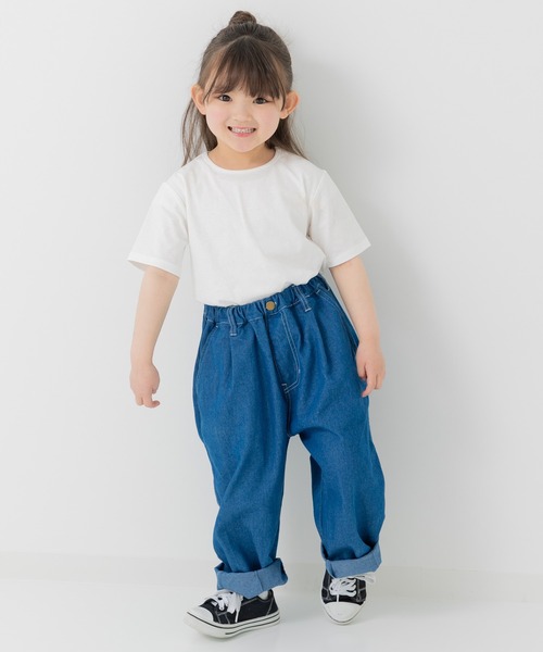 chil2(チルツー)の「ダンガリーワイドパンツ(デニムパンツ・キッズ・サックスブルー/ブルー・120cm/110cm/100cm/90cm/150cm/140cm/130cm)」の3枚目の写真