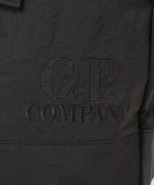 C.P. COMPANY（シーピーカンパニー）の「C.P. Company / PLAIN PAPER TOUCH TRAVEL BAG（バックパック/リュック・メンズ・ブラック・ONE SIZE）」の6枚目の写真