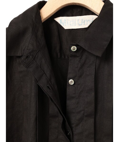 MidiUmi(ミディウミ)の「MidiUmi タックショートシャツ(シャツ/ブラウス・レディース・ブルー/オフホワイト/ブラック・FREE)」の11枚目の写真