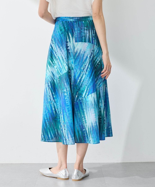 A/C DESIGN BY ALPHA CUBIC（エーシーデザインバイアルファキュービック）の「2025年春夏【リバティシリーズ】パッチワークスカート（スカート・レディース・ブルー・61/64/67）」の10枚目の写真