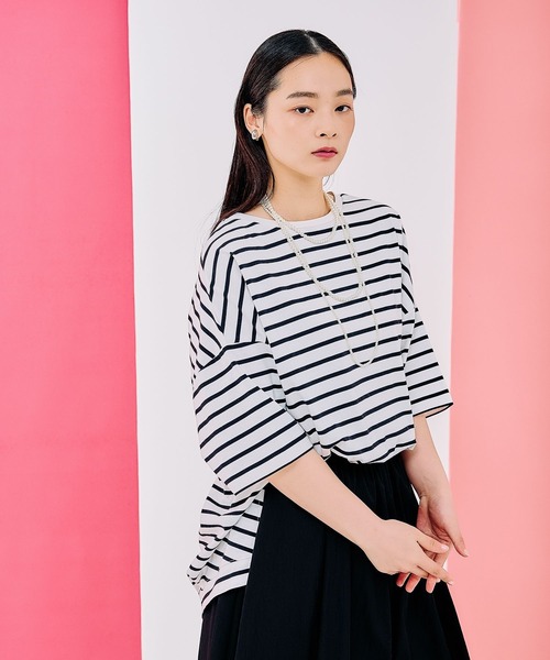 LEPSIM（レプシィム）の「バックタックチュニック　290291（Tシャツ/カットソー・レディース・ホワイト×ブラック/ブラック/ピンク/ライトグリーン/オフホワイト/チャコールグレー/ブルー・FREE）」の3枚目の写真