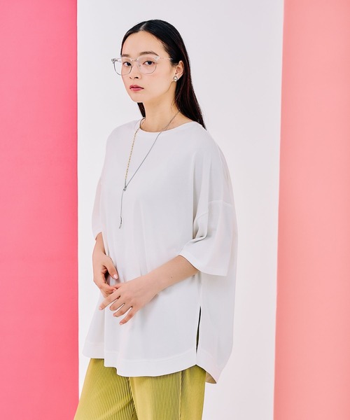 LEPSIM（レプシィム）の「バックタックチュニック　290291（Tシャツ/カットソー・レディース・ホワイト×ブラック/ブラック/ピンク/ライトグリーン/オフホワイト/チャコールグレー/ブルー・FREE）」の2枚目の写真