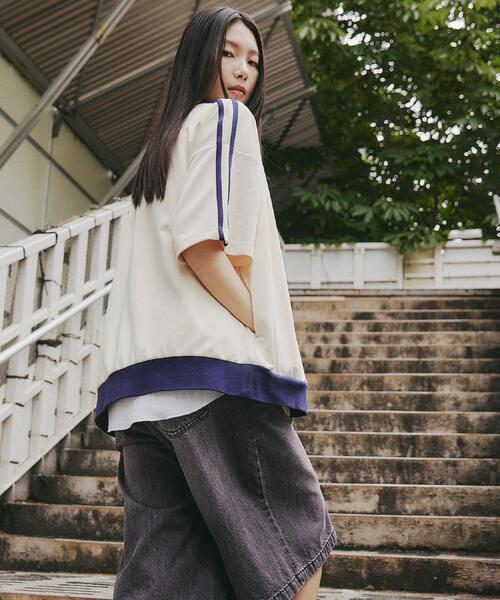 tk.TAKEO KIKUCHI（ティーケータケオキクチ）の「トラックジャージジャケット（Tシャツ/カットソー・メンズ・オフホワイト/グレー/ブラック・02/03）」の11枚目の写真