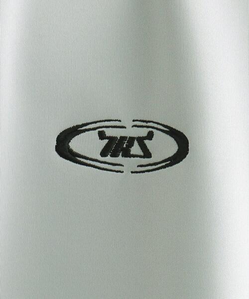 tk.TAKEO KIKUCHI（ティーケータケオキクチ）の「トラックジャージジャケット（Tシャツ/カットソー・メンズ・オフホワイト/グレー/ブラック・02/03）」の17枚目の写真