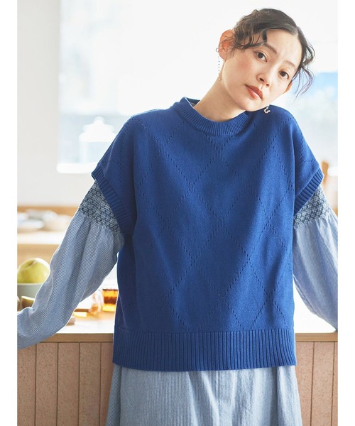 and myera（アンド マイラ）の「ａｎｄ　ｍｙｅｒａ　アイレット柄のベスト（ベスト・レディース・ブルー・L/M/S/LL）」の4枚目の写真