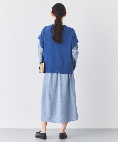 and myera（アンド マイラ）の「ａｎｄ　ｍｙｅｒａ　アイレット柄のベスト（ベスト・レディース・ブルー・L/M/S/LL）」の8枚目の写真