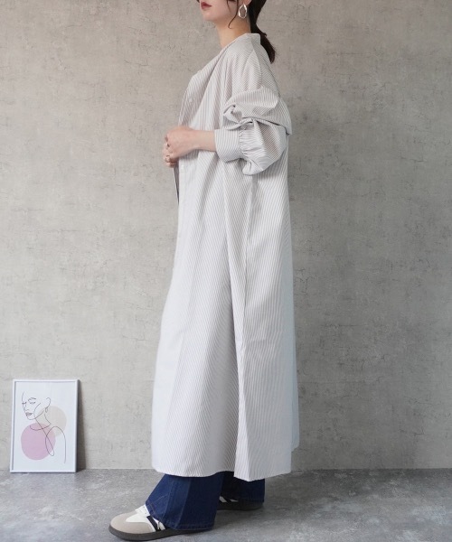 Emma（SELECT LEVERY）（エマ セレクトリベリー）の「ストライプロングシャツワンピ―ス（シャツワンピース・レディース・ブルー/ベージュ/ブラック・SMALL/LARGE/MEDIUM）」の9枚目の写真