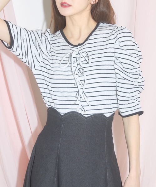 tocco closet(トッコ クローゼット)の「【ZOZO限定】フロントレースアップ配色トップス(Tシャツ/カットソー・レディース・オフホワイト/ブラック/その他・M)」の19枚目の写真