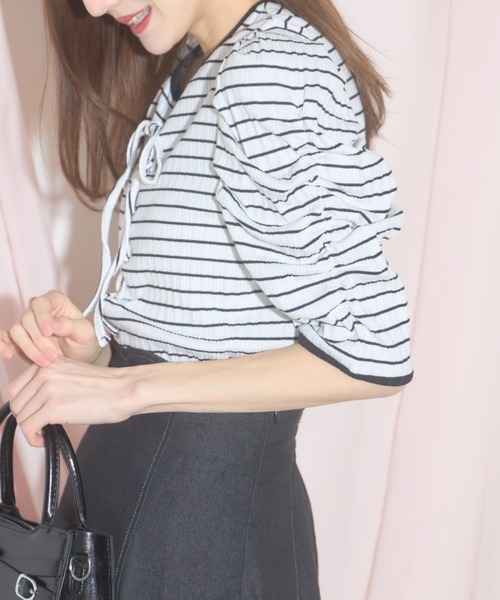 tocco closet(トッコ クローゼット)の「【ZOZO限定】フロントレースアップ配色トップス(Tシャツ/カットソー・レディース・オフホワイト/ブラック/その他・M)」の20枚目の写真