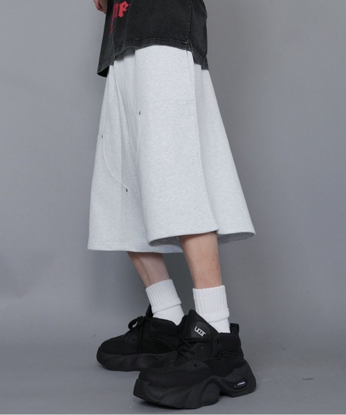 SPINNS（スピンズ）の「スウェットハーフパンツ/ダブルニー/ジョーツ/セットアップ対応（その他パンツ・メンズ・ブラック/杢グレー/アッシュグレー・L/M）」の10枚目の写真