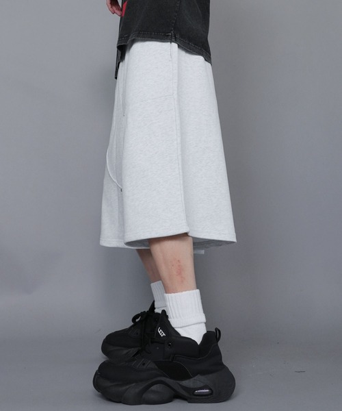 SPINNS（スピンズ）の「スウェットハーフパンツ/ダブルニー/ジョーツ/セットアップ対応（その他パンツ・メンズ・ブラック/杢グレー/アッシュグレー・L/M）」の11枚目の写真