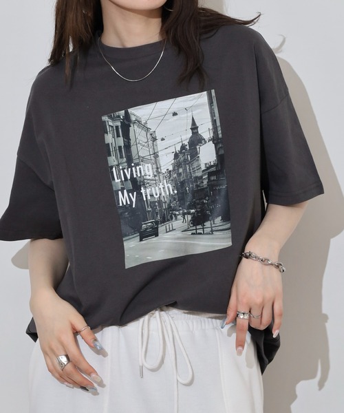 FUNALIVE(ファンアライブ)の「プリントオーバーサイズTシャツ(Tシャツ/カットソー・レディース・オフホワイト/チャコール/ブラック/ホワイト系・FREE)」の19枚目の写真