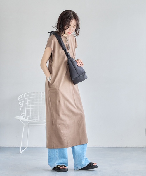 LE VERNIS（ル・ベルニ）の「《別注》LE VERNIS/ル・ベルニ GIGLY BAG（ショルダーバッグ・レディース・ブラック/カーキ・FREE）」の3枚目の写真