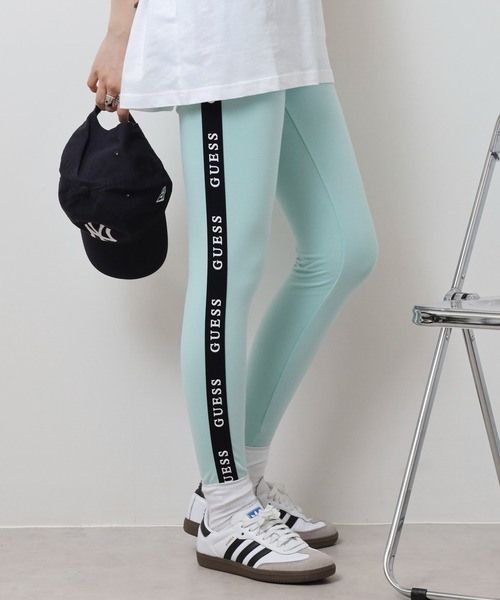 Guess(ゲス)の「GUESS ALINE LEGGINGS 4/4 ECO J. STR レギンス(レギンス/スパッツ・レディース・エメラルドブルー/ピンク/パープル・S/M)」の6枚目の写真