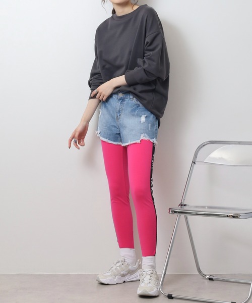Guess(ゲス)の「GUESS ALINE LEGGINGS 4/4 ECO J. STR レギンス(レギンス/スパッツ・レディース・エメラルドブルー/ピンク/パープル・S/M)」の15枚目の写真
