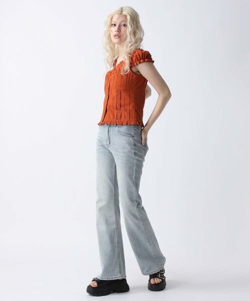 FOREVER 21（フォーエバー トゥエンティーワン）の「【2025SS】コットンオフショルブラウス（シャツ/ブラウス・レディース・オフホワイト/ブラック/オレンジ・FREE）」の4枚目の写真