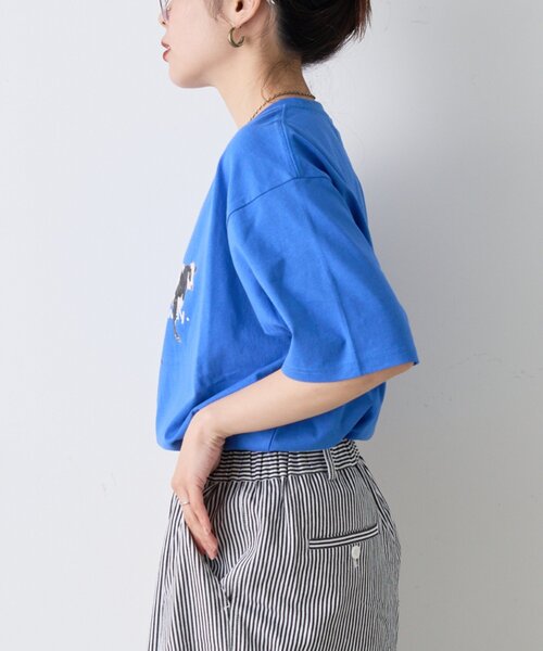 CIAOPANIC TYPY（チャオパニックティピー）の「【UNISEX】牛グラフィックTEE（Tシャツ/カットソー・レディース・ホワイト/ボルドー/ブルー・MEDIUM/LARGE）」の6枚目の写真