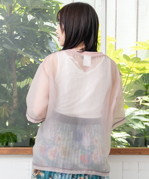 ScoLar 152662：クマシルエット花柄シアープルオーバー 152662：クマシルエット花柄シアープルオーバー（Tシャツ